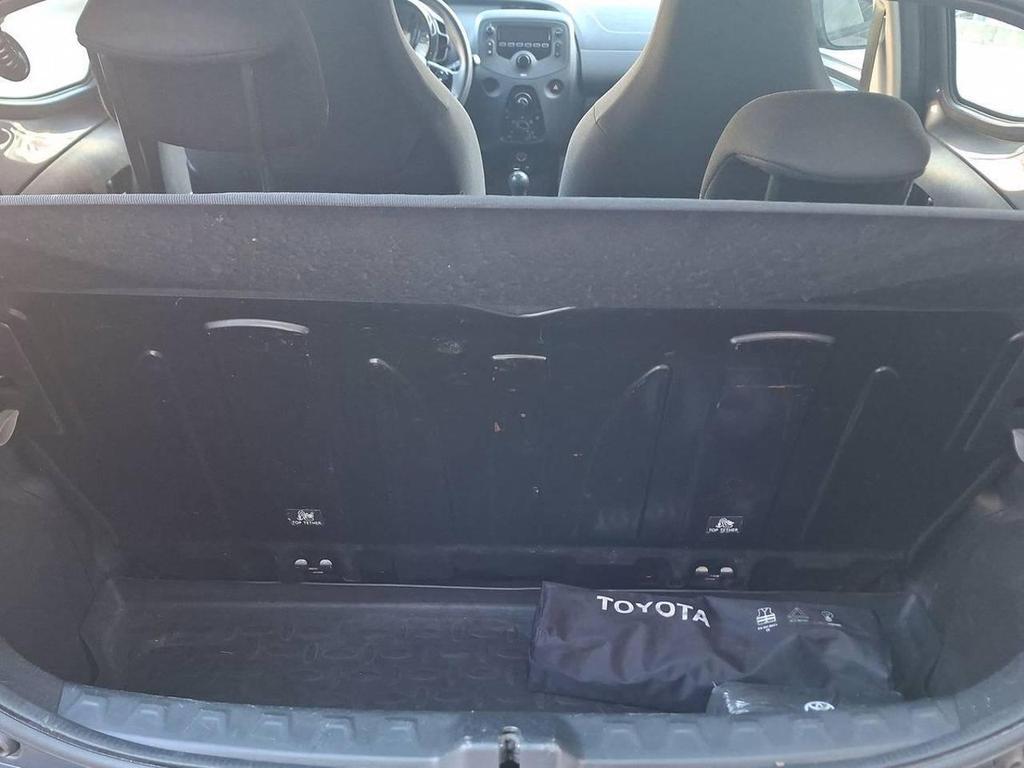 Toyota Aygo 5 Porte 1.0 VVT-i x-business