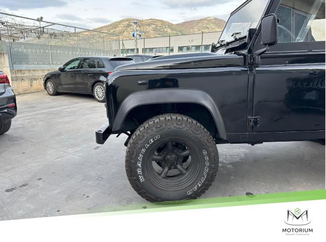 Land Rover DEFENDER SOFTTOP 90 2.5 4WD