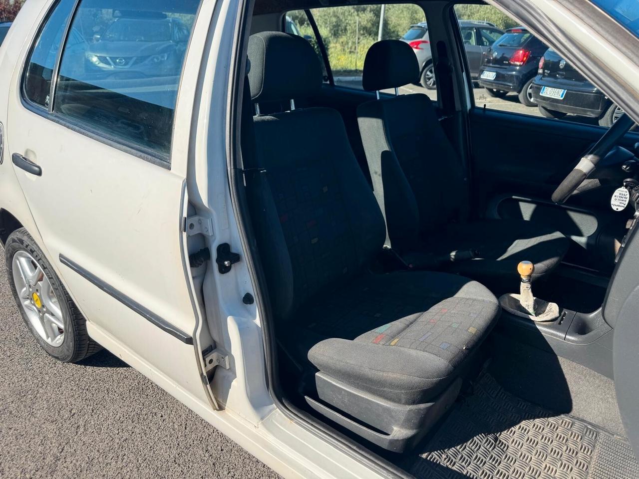 Volkswagen Polo 1.0 benzina 50cv 5P 1998