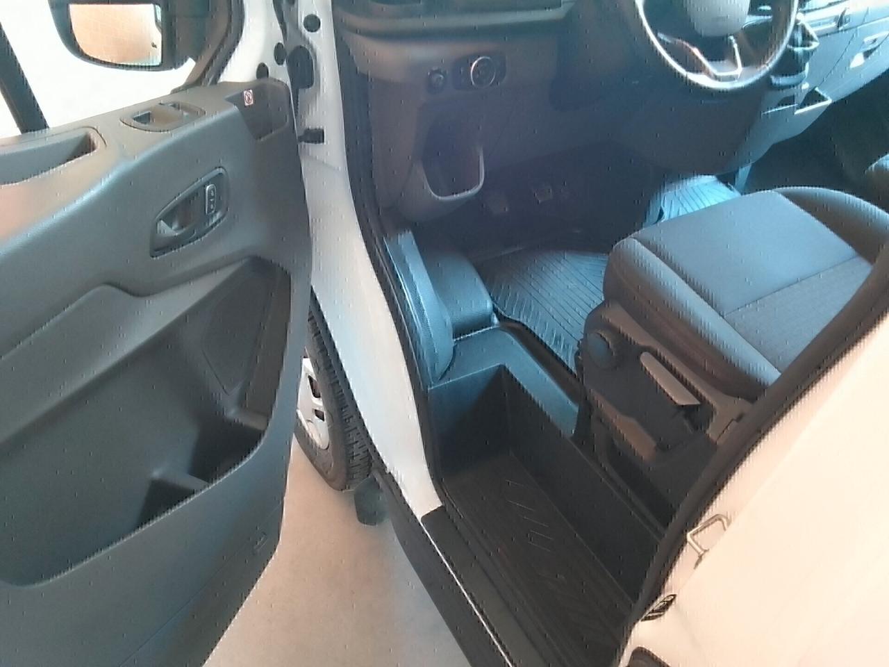 Ford Transit Custom 2.0 TDCi IVA COMPRESA OK NEO