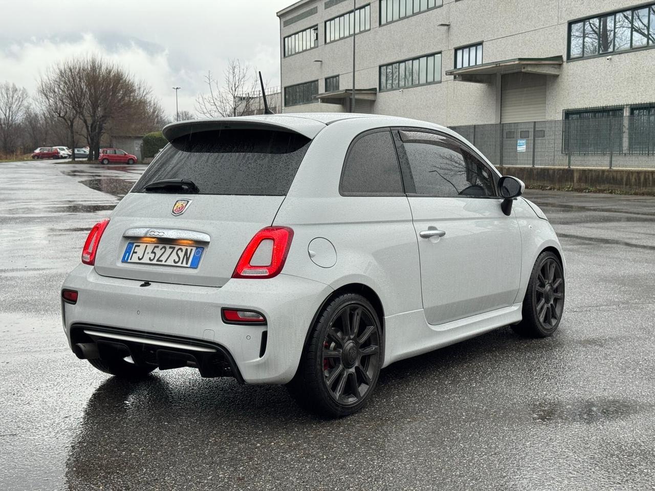 Abarth 595 1.4 Turbo T-Jet 280CV