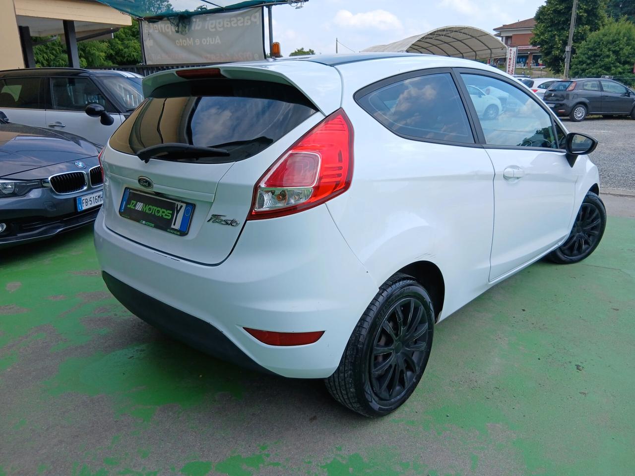 FORD FIESTA BICOLOR 1.4 GPL