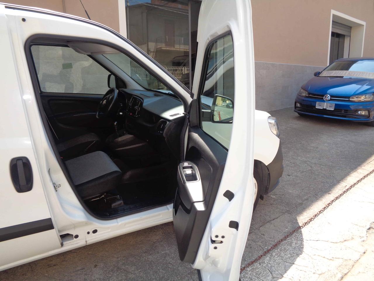 Fiat Doblò 1.6 MJT PC-TN Cargo Lamierato SX 3 Posti (Finanziabile)