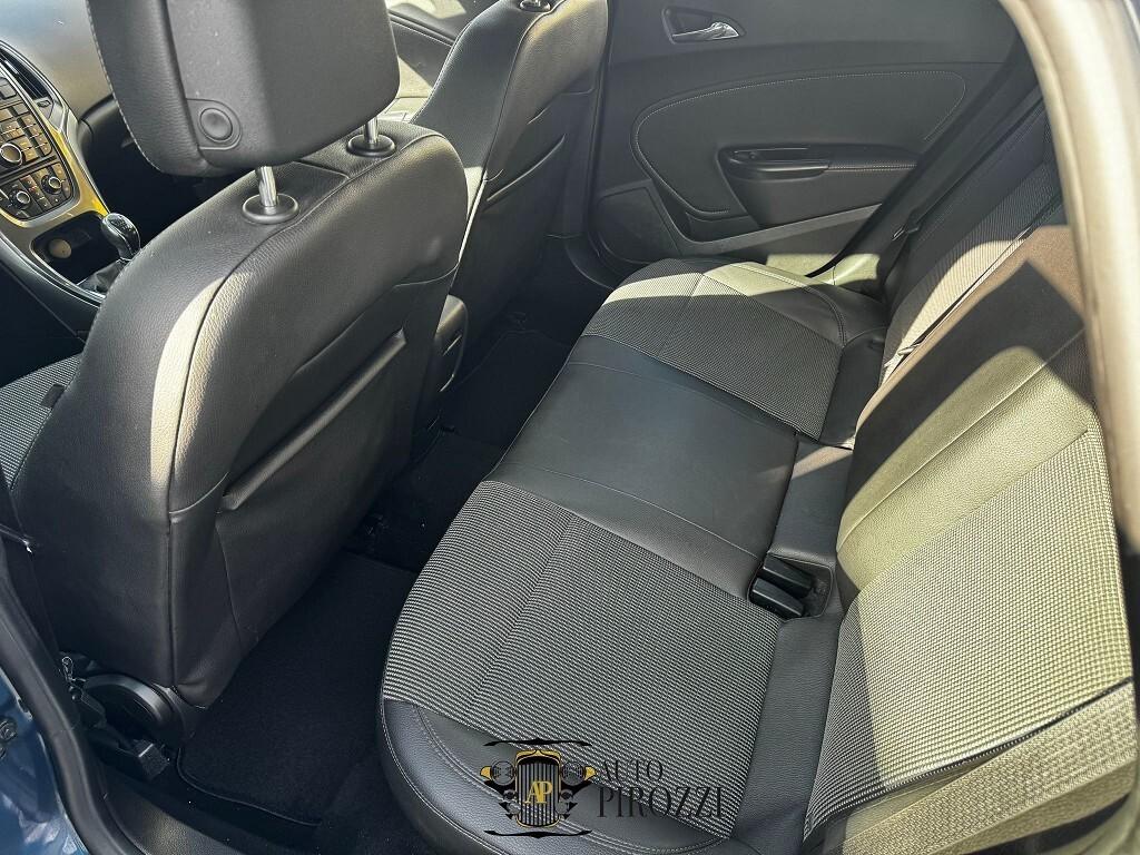 OPEL ASTRA 1.4 Turbo Benz/GPL 2014 170000KM