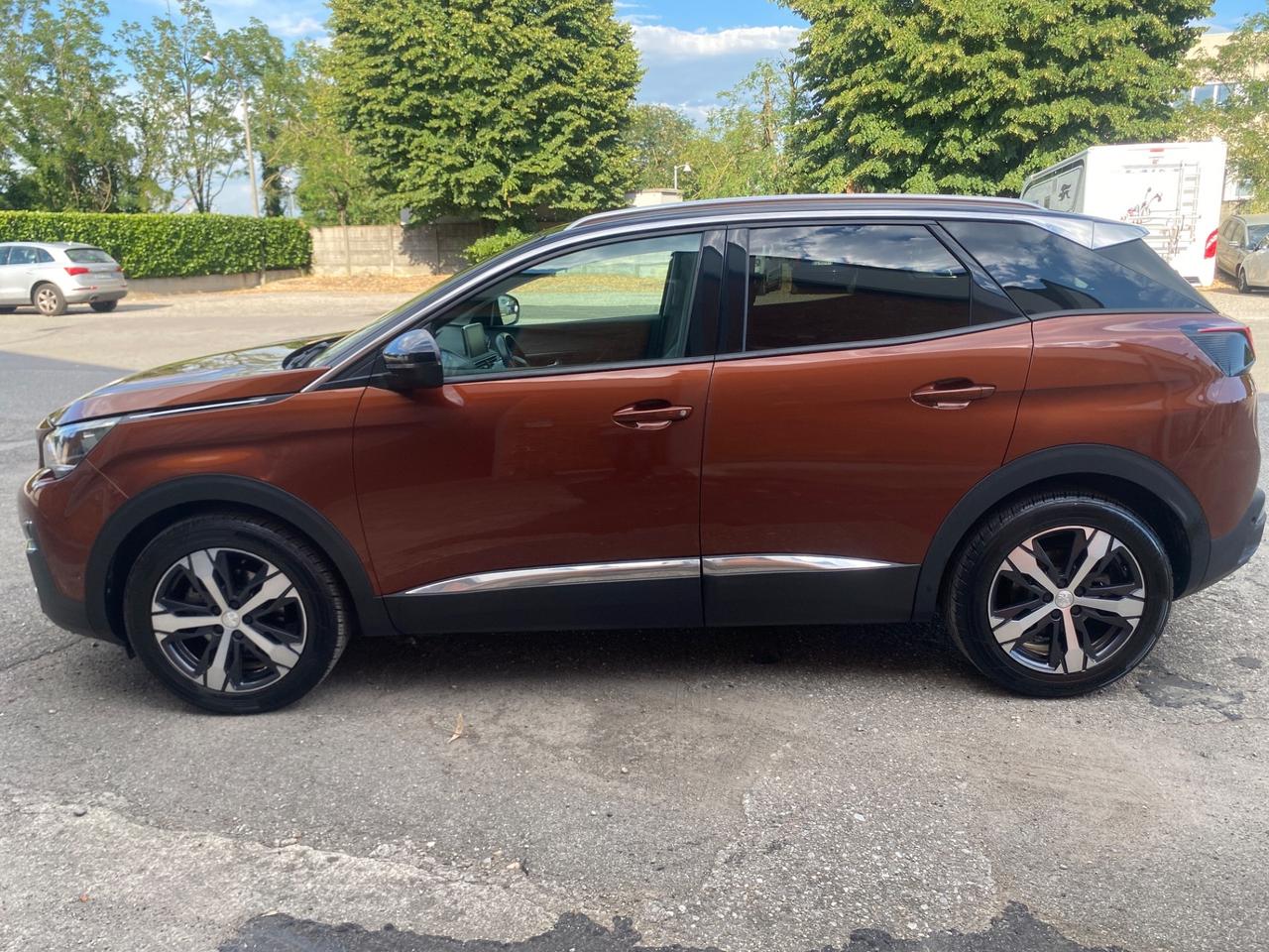 Peugeot 3008 BlueHDi 130 S&S EAT8 Active