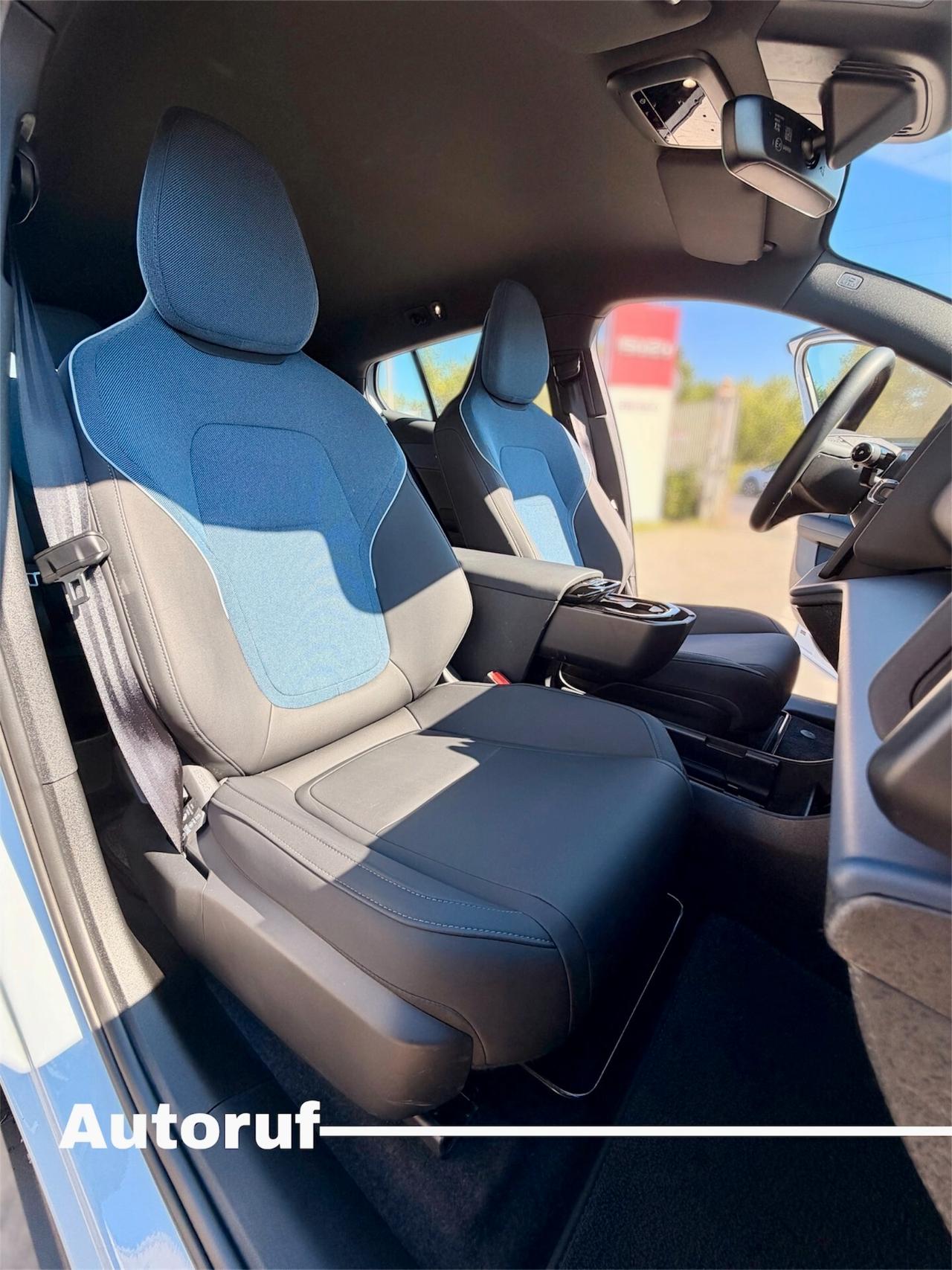 Volvo EX30 PLUS LONG RANGE ELECTRIC 475km
