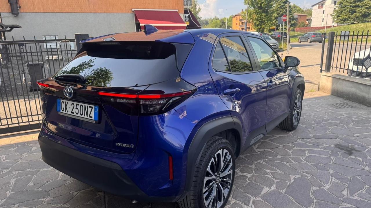 Toyota Yaris Cross 1.5 Hybrid 5p. E-CVT AWD-i Lounge