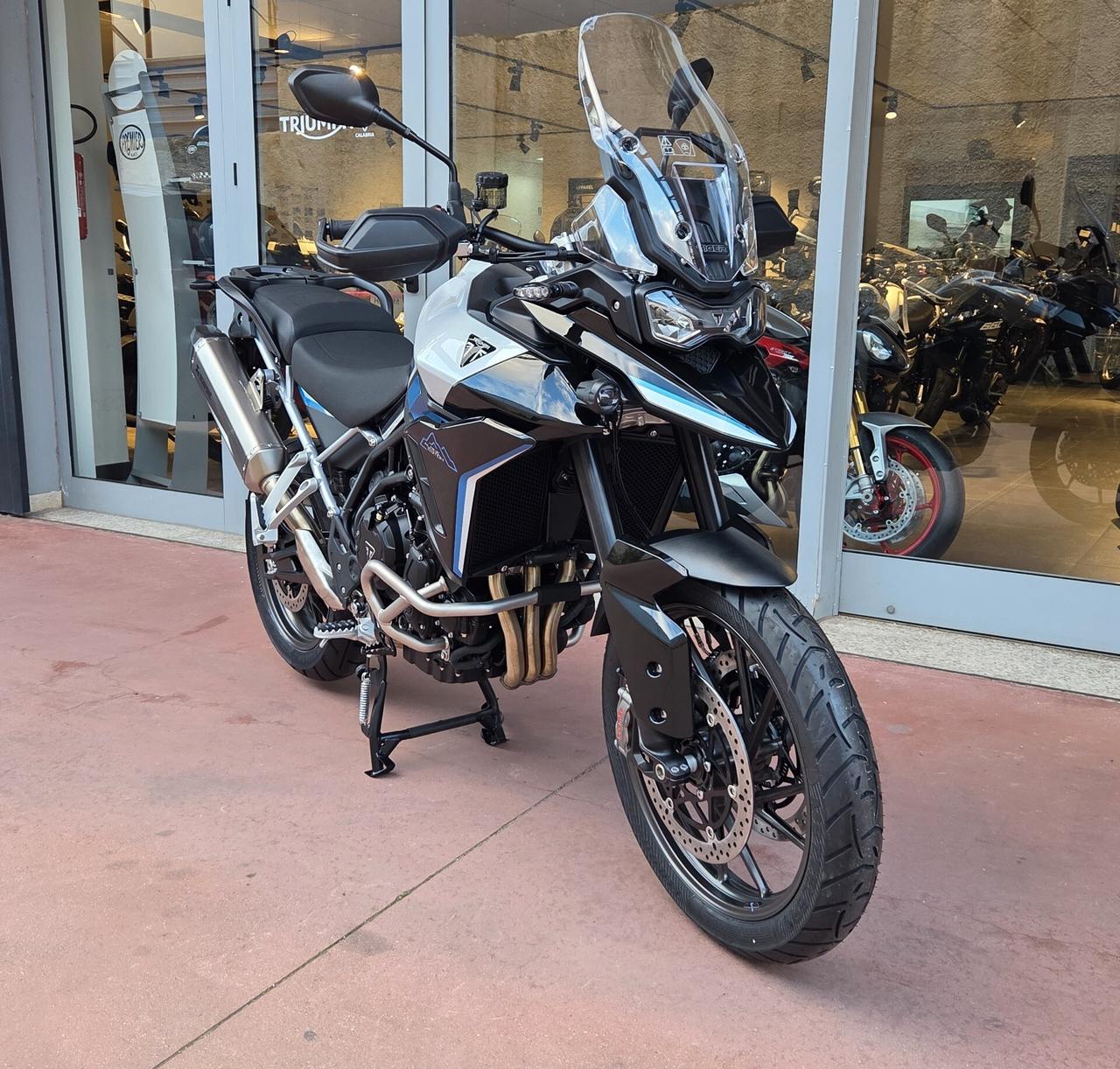 Triumph Tiger 900 Alpine Limited Edition