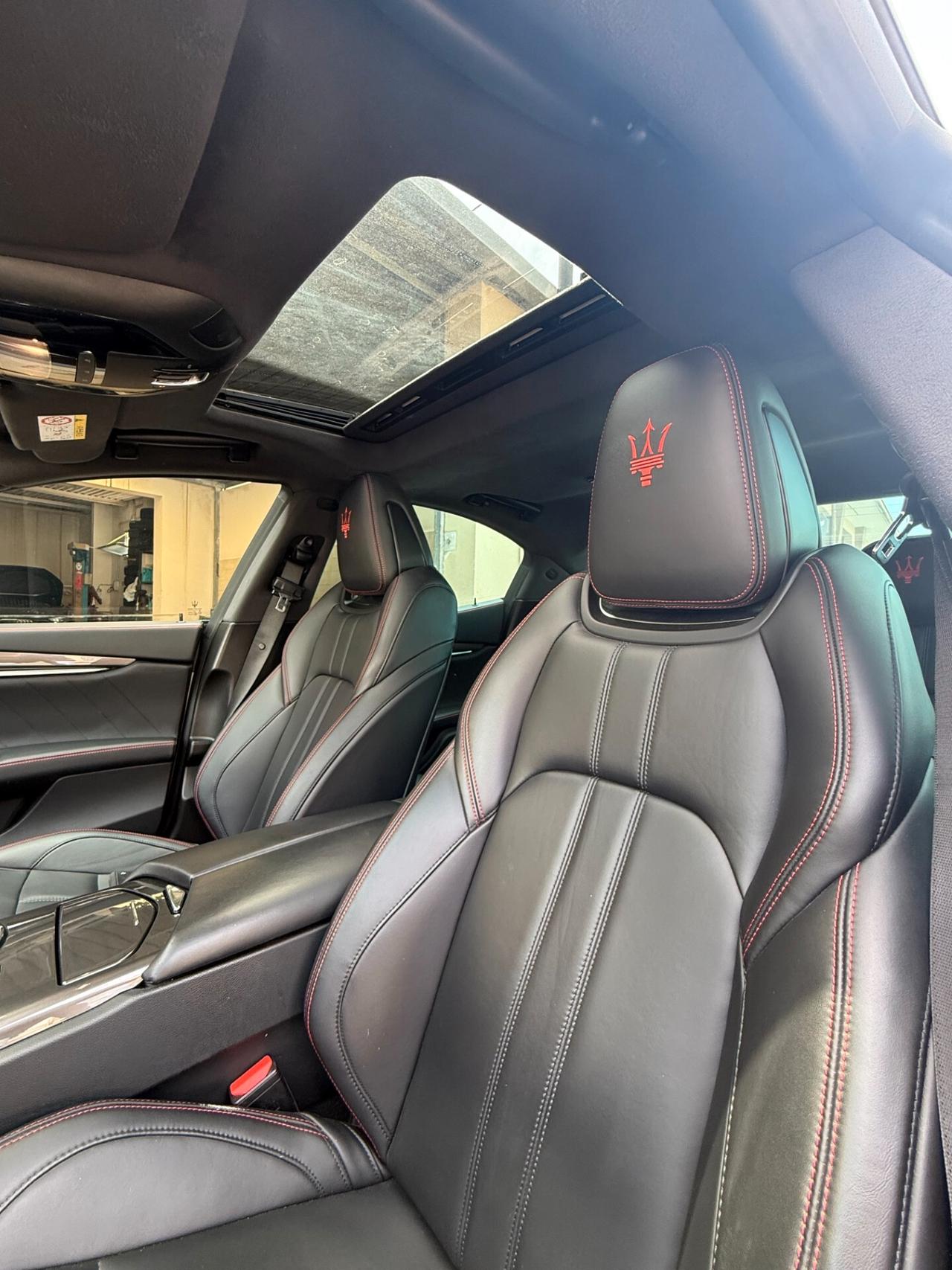 Maserati Ghibli L4 330 CV MHEV Gransport