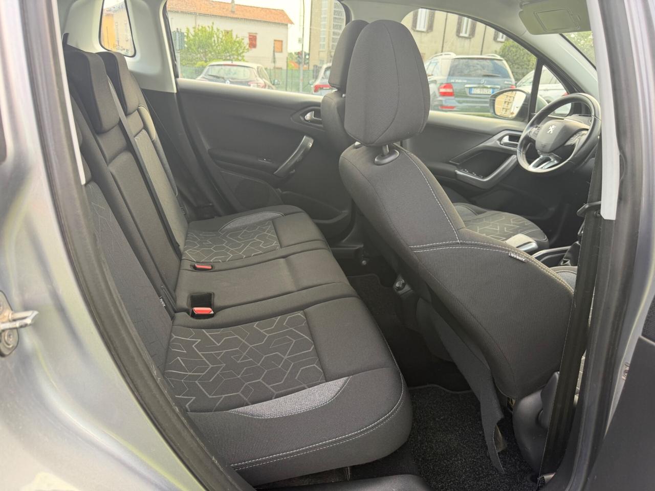 Peugeot 2008 PureTech 82 Allure