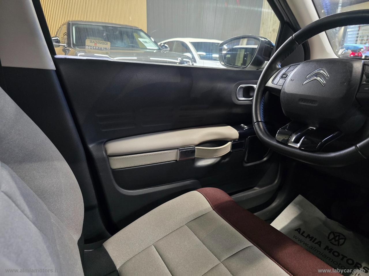 CITROEN C4 Cactus BlueHDi 100 S&S Shine