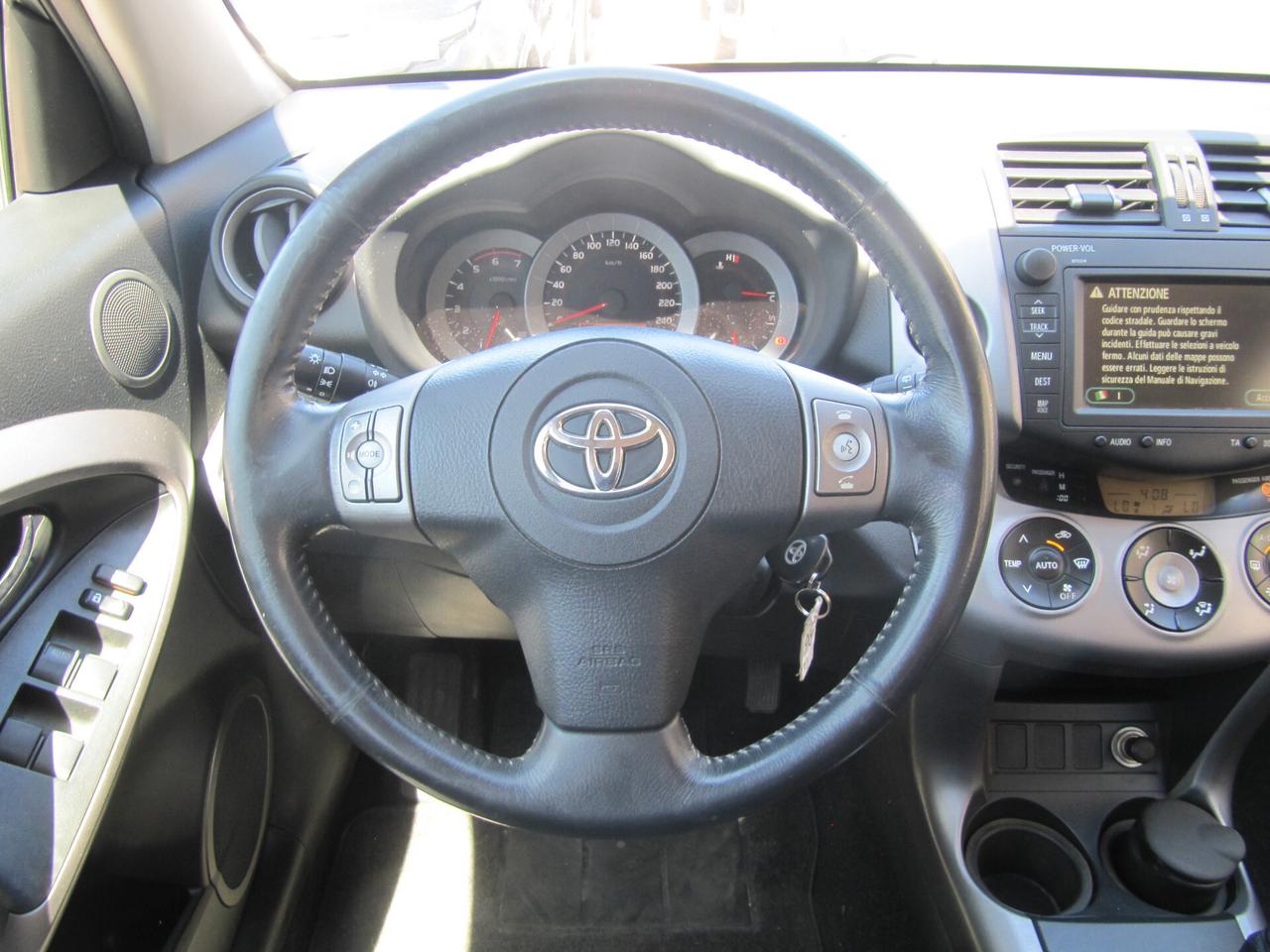 Toyota RAV 4 RAV4 2.2 D-4D 136 CV DPF Luxury