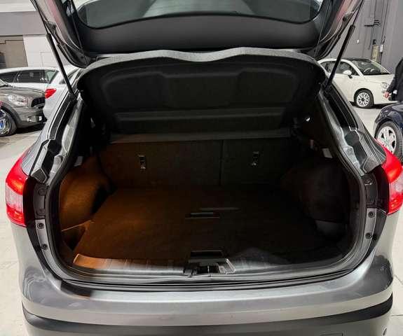Nissan Qashqai Benzina Neopatentati Navigatore