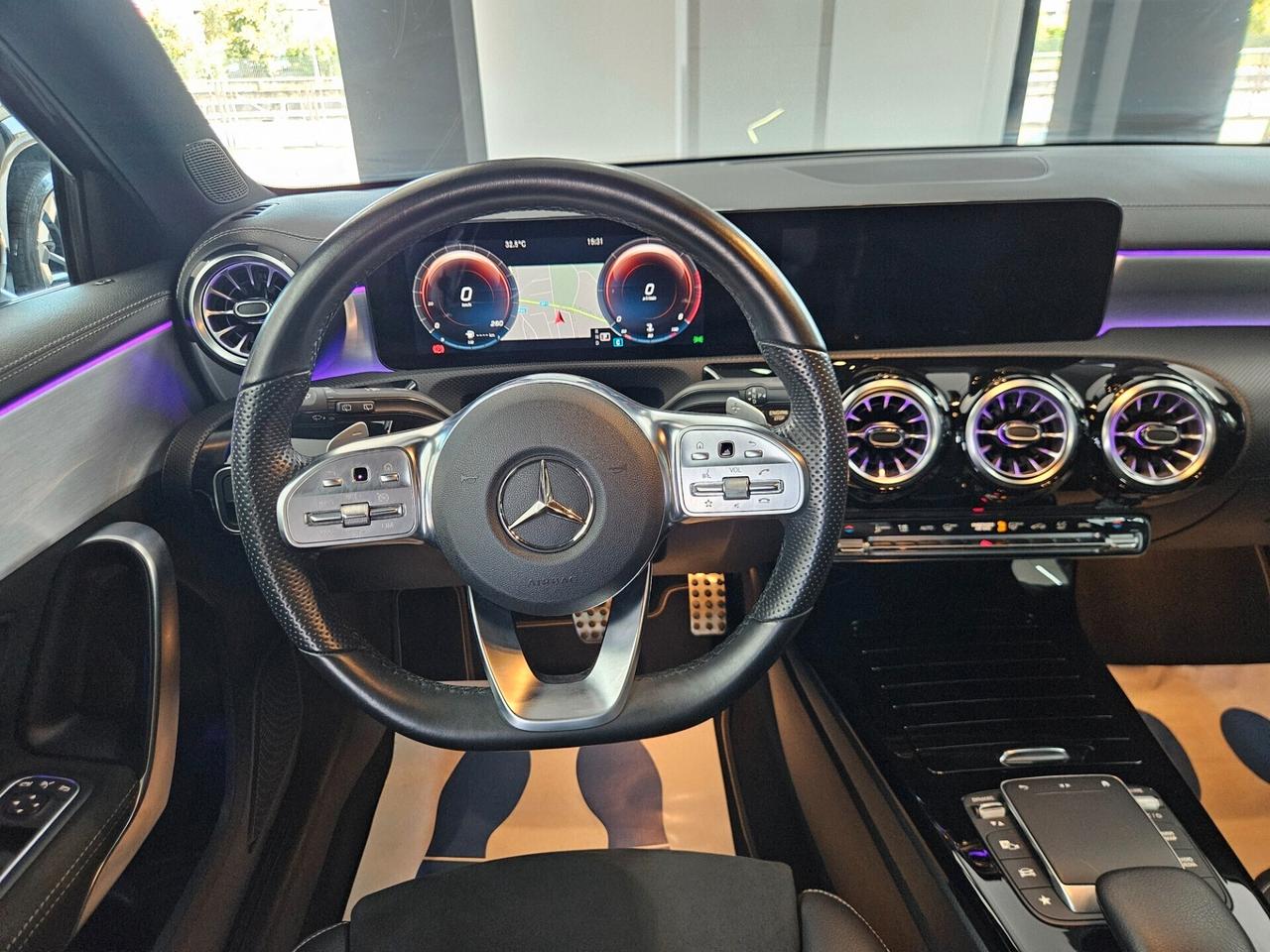 Mercedes-Benz A 180 d Premium auto