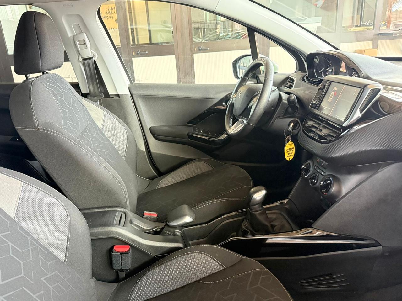 Peugeot 2008 PureTech 82 S&S Allure