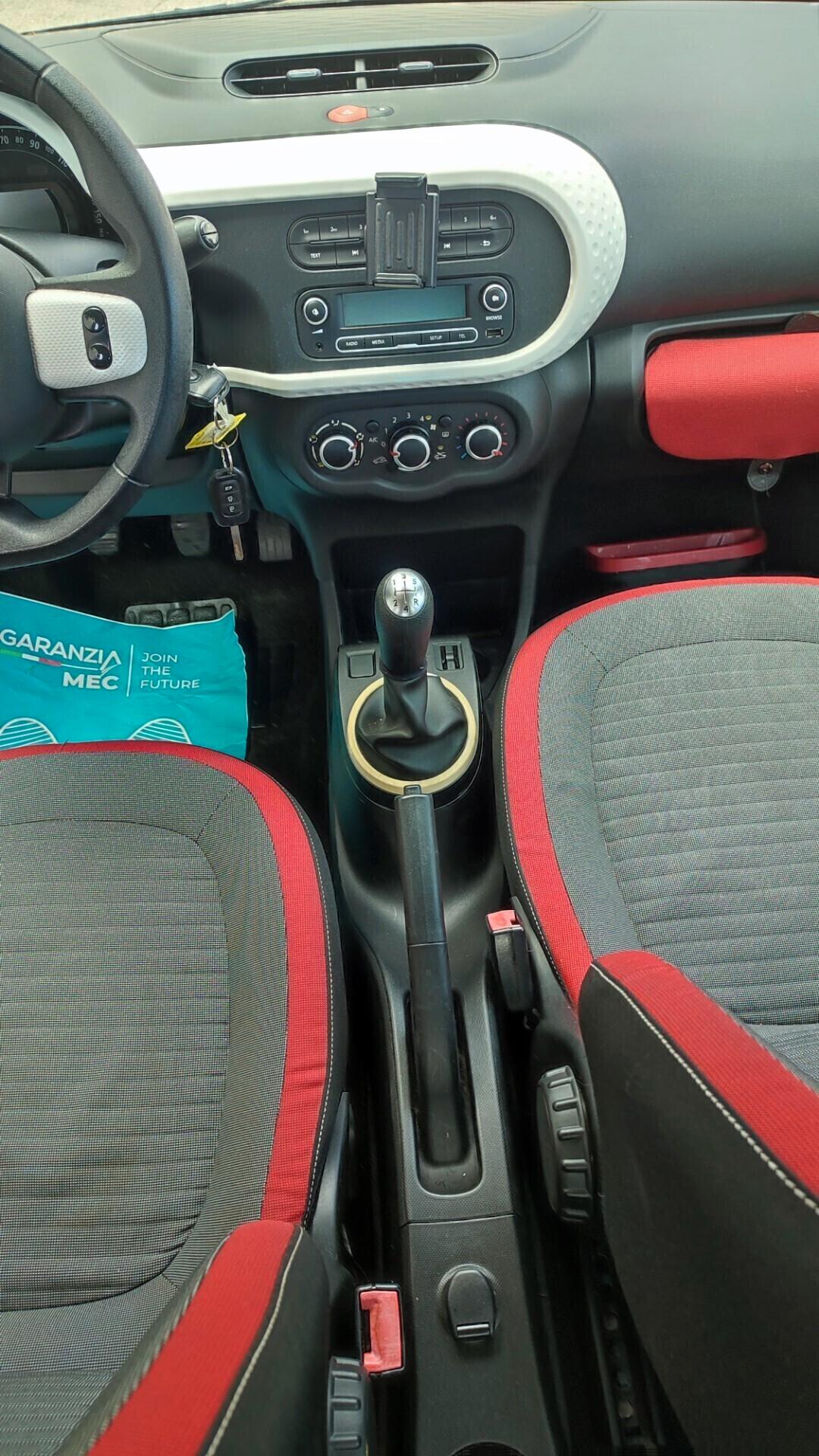 RENAULT Twingo
