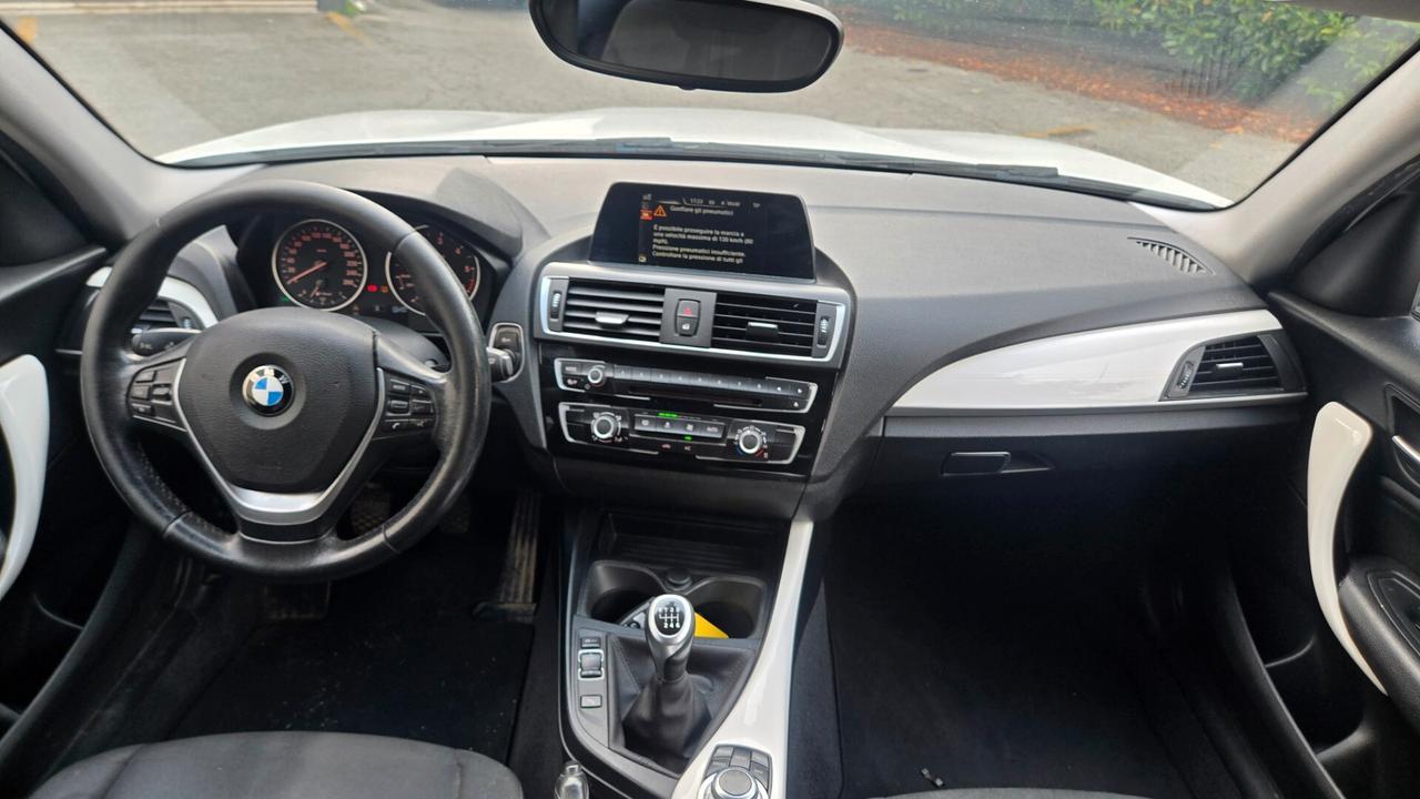 Bmw 116 116d 5p. Urban