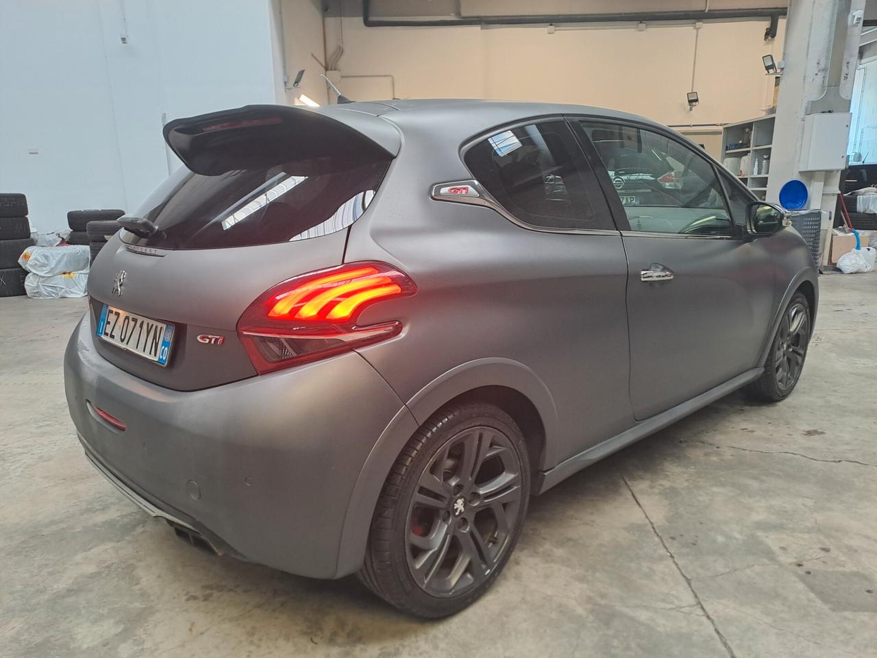 PEUGEOT 1.6 GTI 208 cv E6