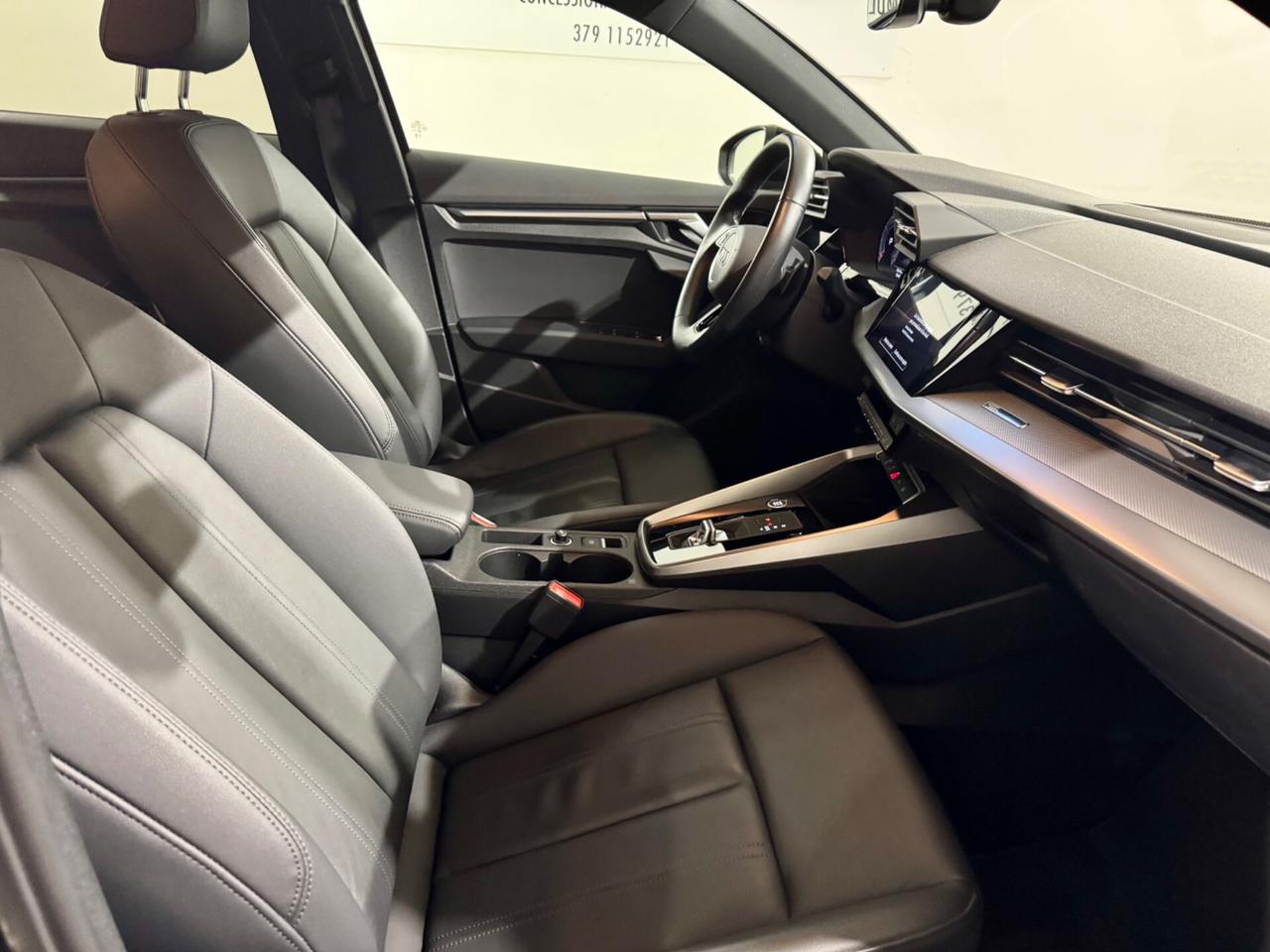 Audi A3 Sedan 35 TFSI Business Advanced
