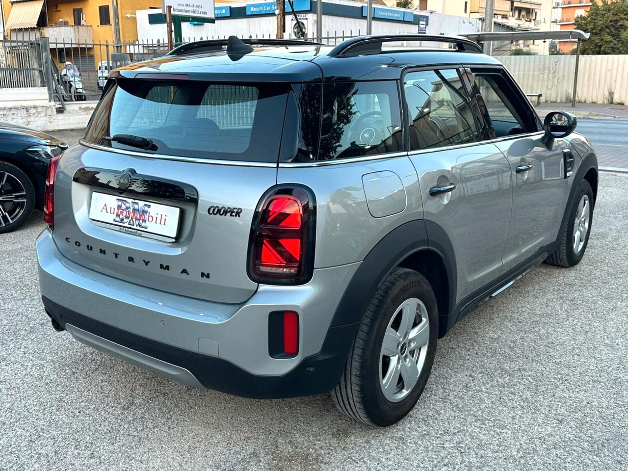 MINI COOPER COUNTRYMAN 1.5i 136CV AUTO - BOOK SERVICE
