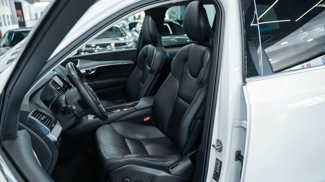 Volvo XC 90 XC90 2.0 B5 MOMENTUM PRO AWD 7 POSTI TETTO PELLE NAVI F