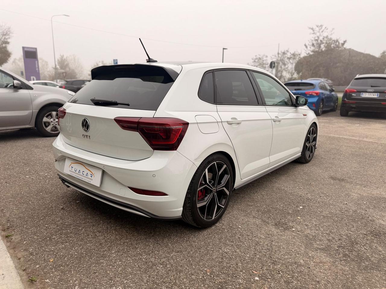 Volkswagen Polo GTI 2.0 TSI GTI #7914