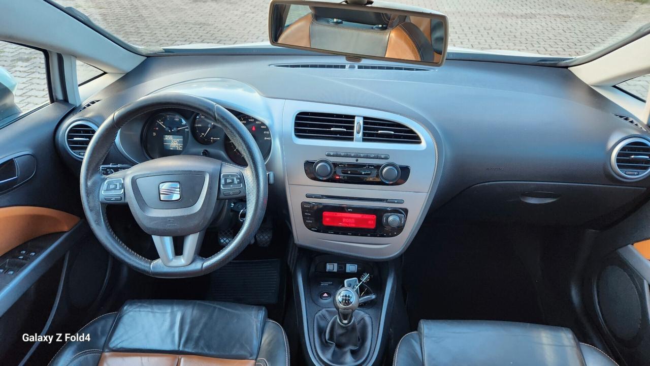 Seat Leon 1.6 TDI 105Cv CR DPF Sport E5.