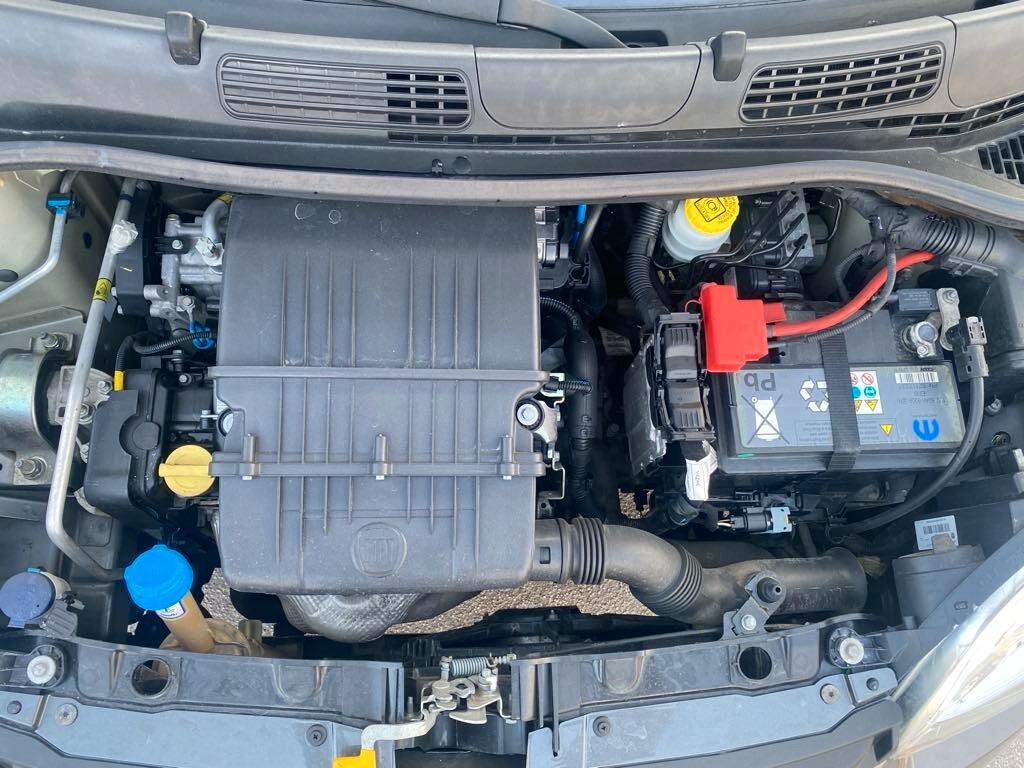 Fiat Panda 1.2 Connected by Wind COME NUOVA