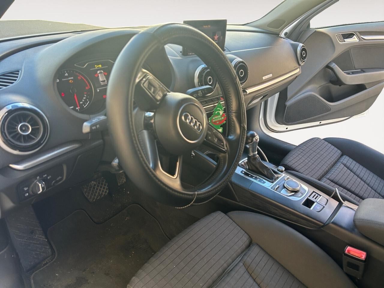 Audi A3 SPB 1.6 TDI 116 CV S tronic Sport