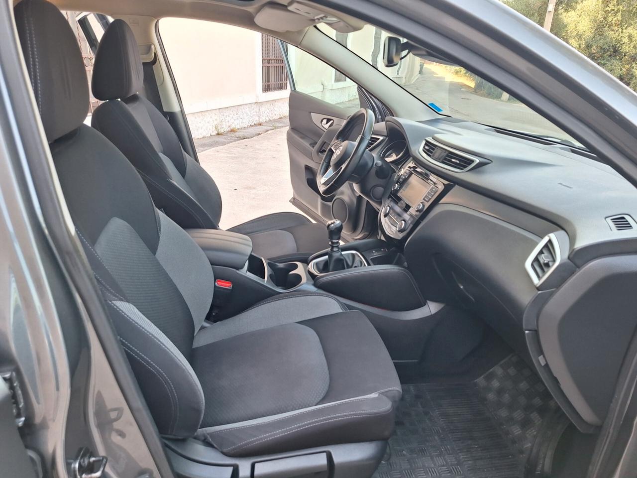 Nissan Qashqai 1.5 dCi Tekna"NAVI,TETTO"
