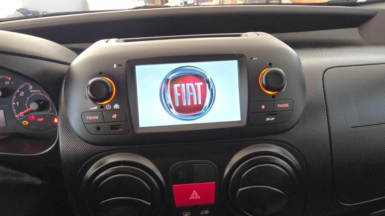 Fiat Fiorino 1.3 MJT 95CV Combinato Adventure