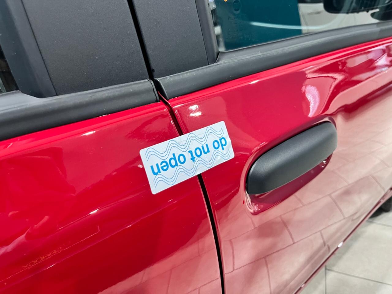 FIAT PANDA KM 0 *FULL OPTIONAL *5 POSTI