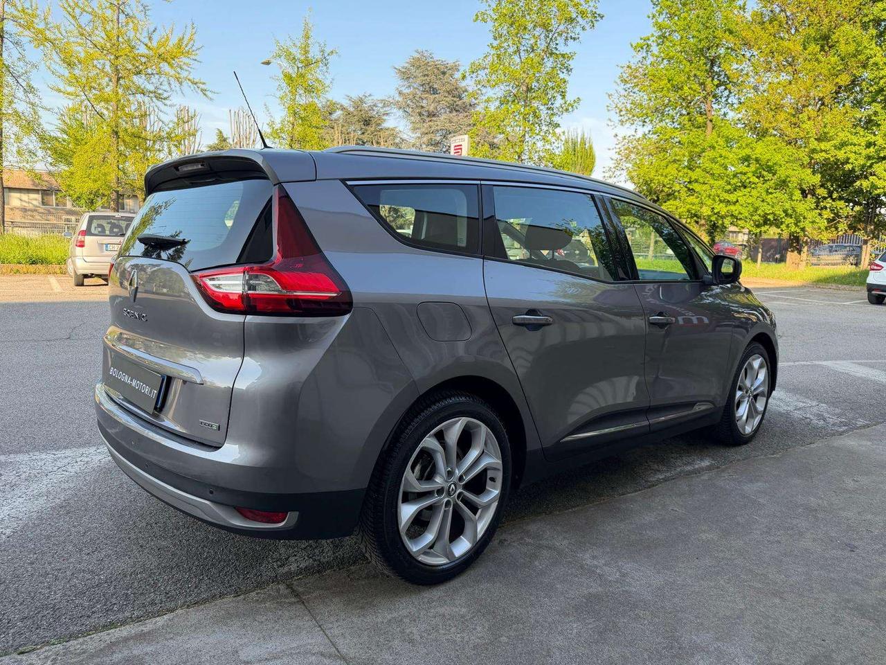 Renault Grand Scenic 7 POSTI