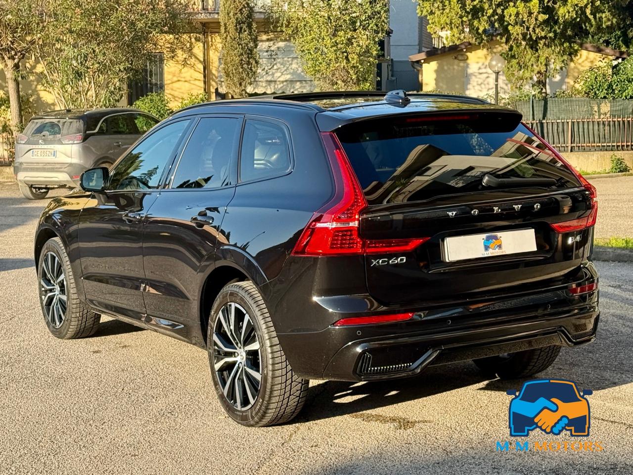 VOLVO XC60 N1 2.0 B4 d Ultimate Dark awd auto