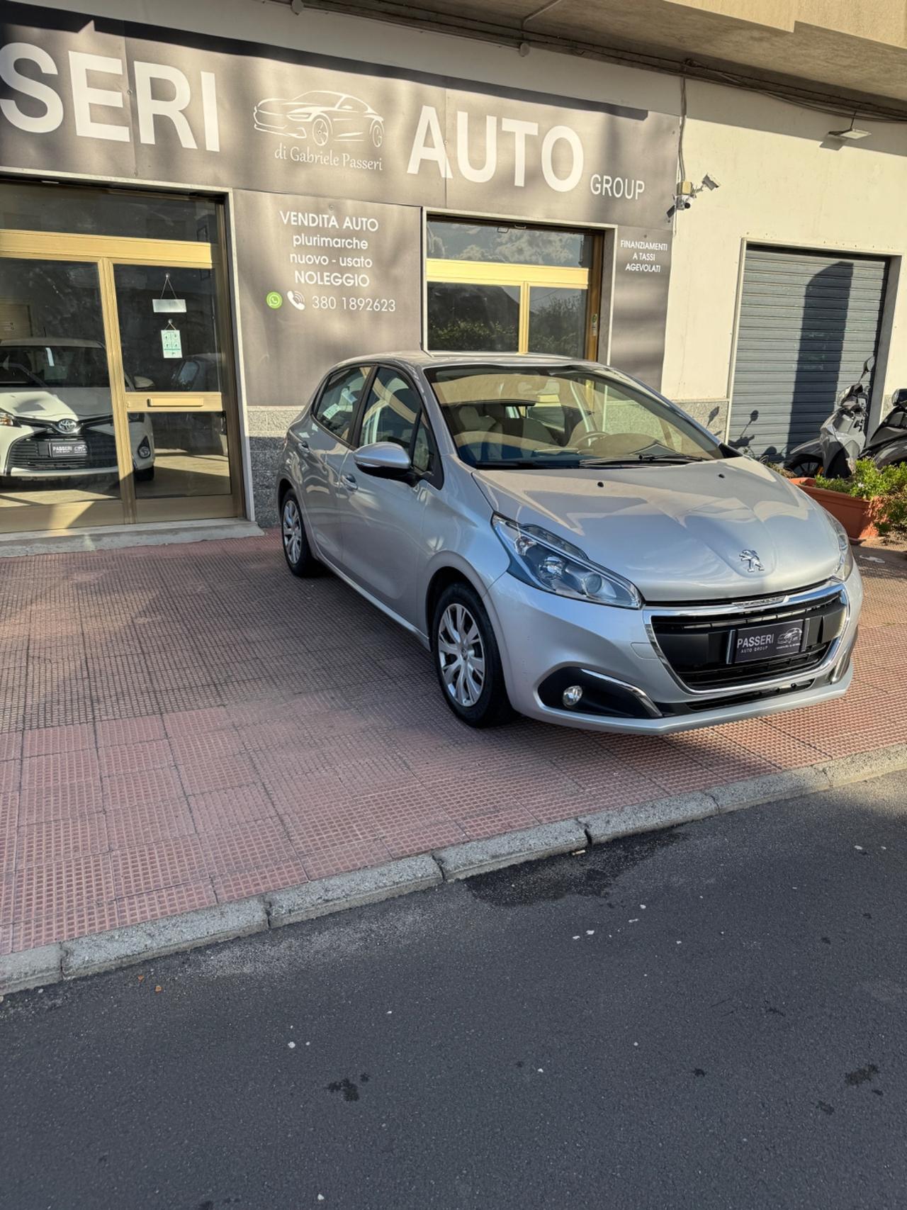 Peugeot 208 PureTech 82 5 porte Allure