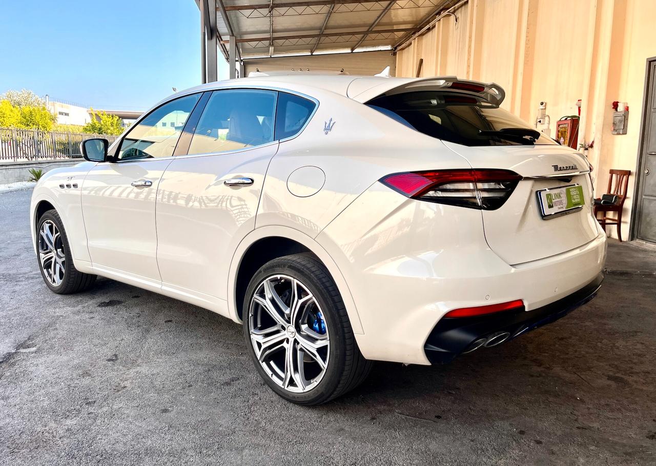Maserati Levante MHEV Launch Edition 330 CV AWD Executive
