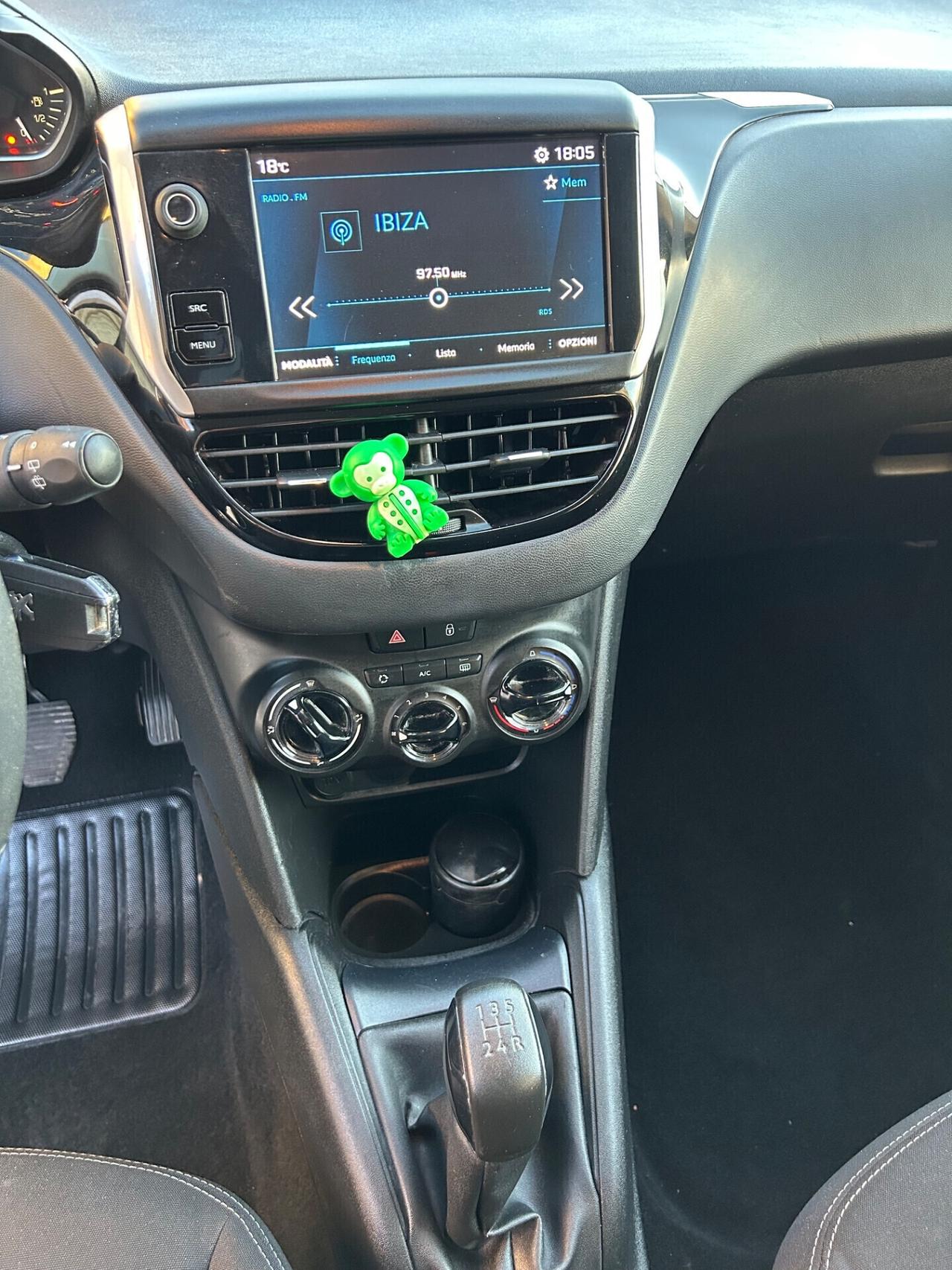 Peugeot 208 PureTech 82 5 porte Allure