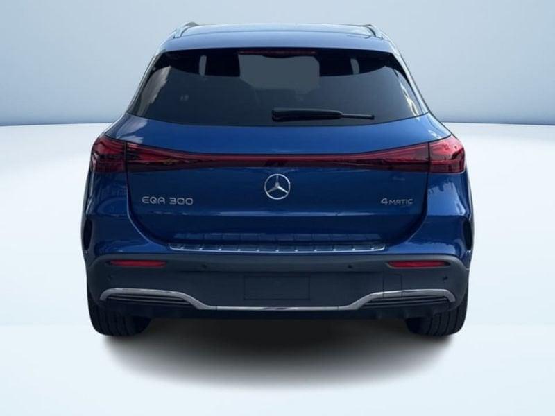 Mercedes-Benz EQA 300 4MATIC AMG Line Advanced