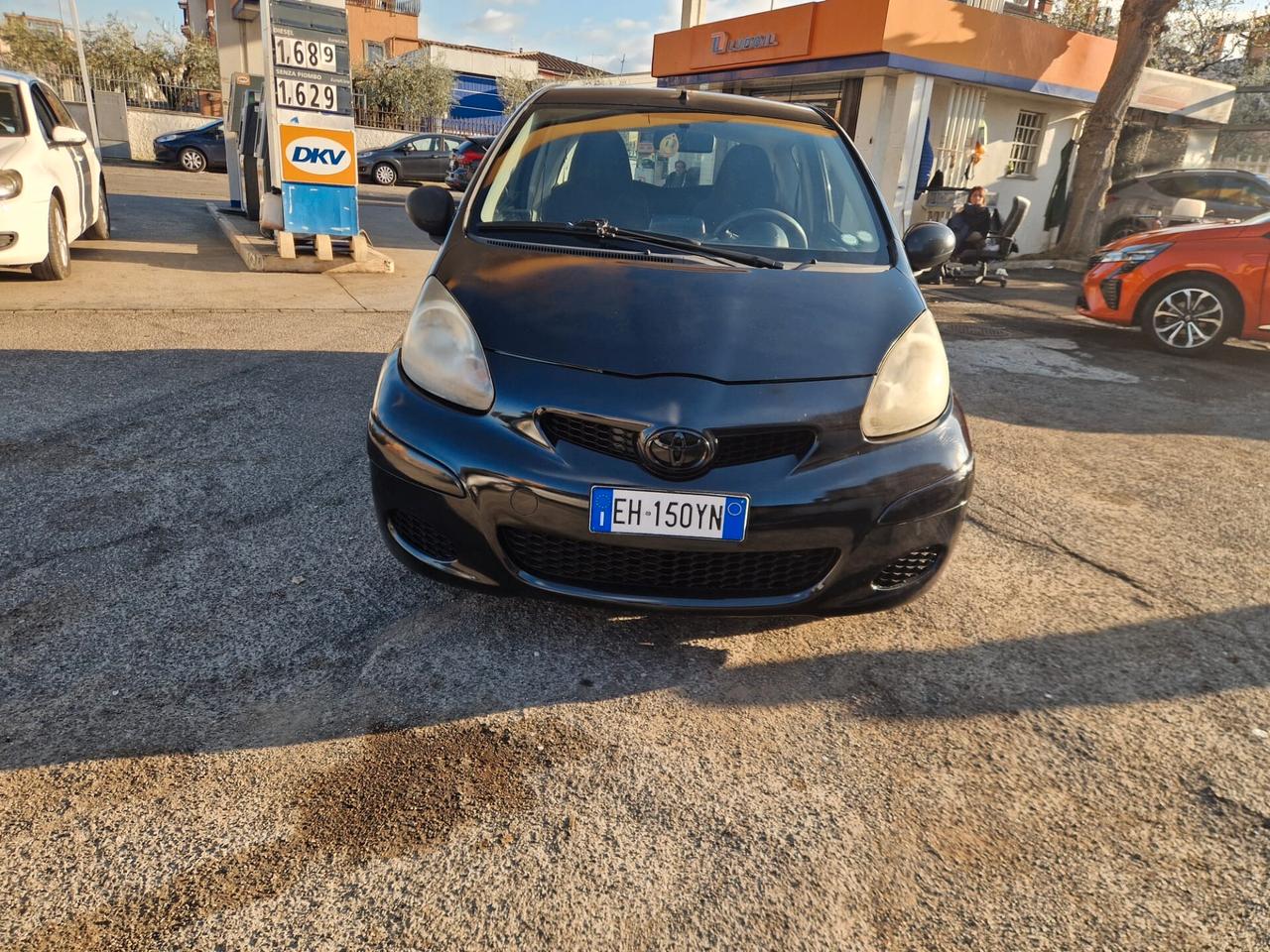 Toyota Aygo 1.0 12V VVT-i 3 porte Now Connect