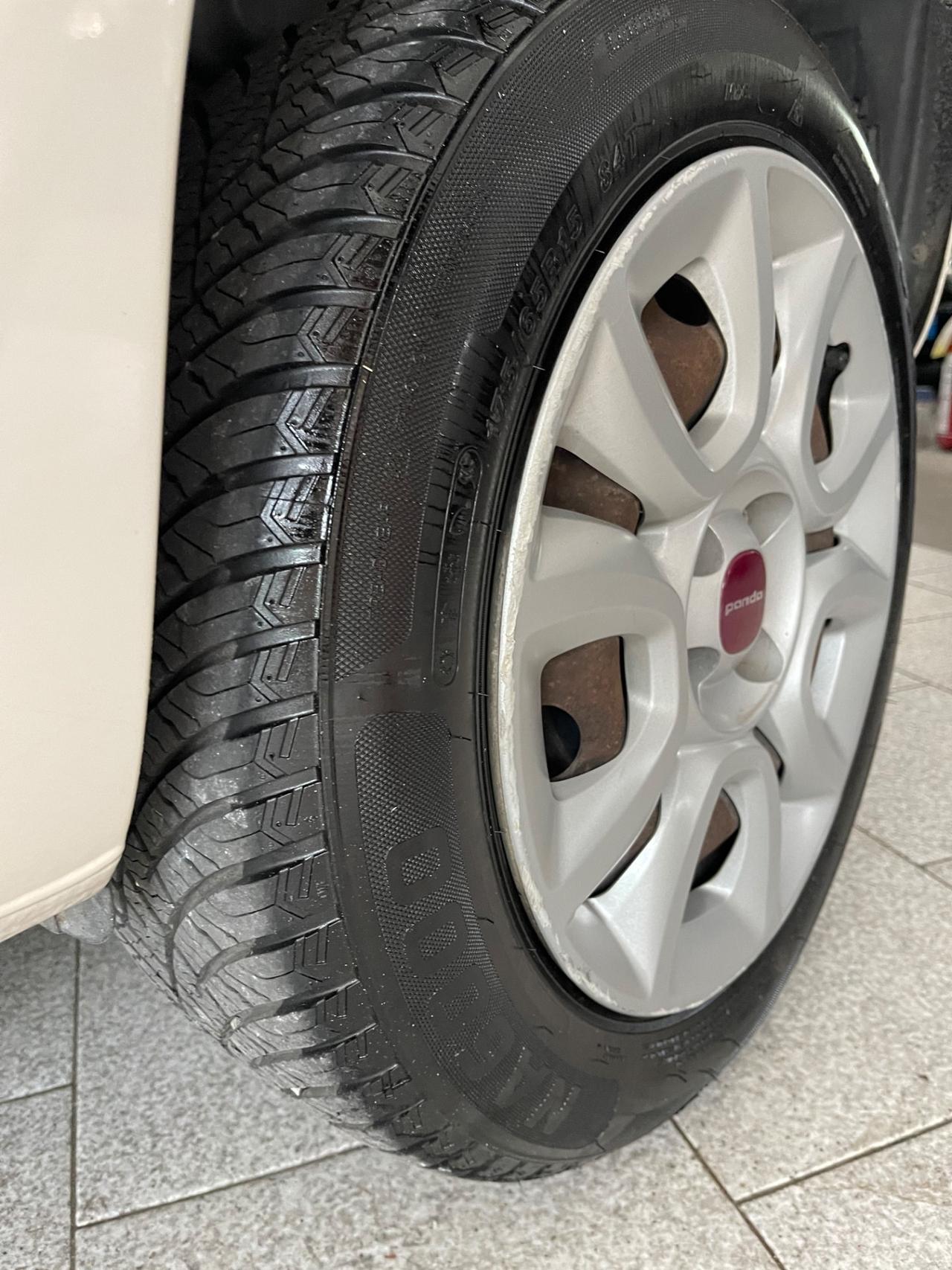 Fiat Panda 0.9 TwinAir Turbo Natural Power Lounge (62 kw)