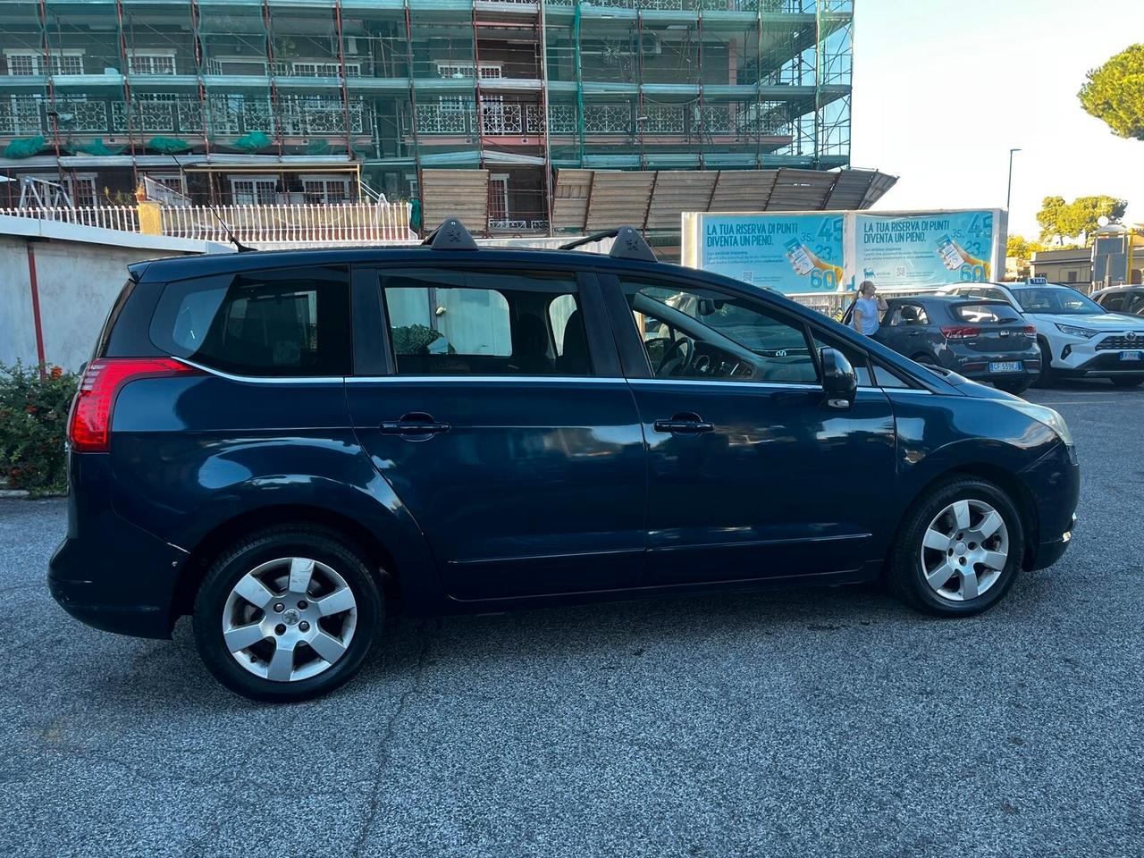 Peugeot 5008 1.6 HDi 112CV Business