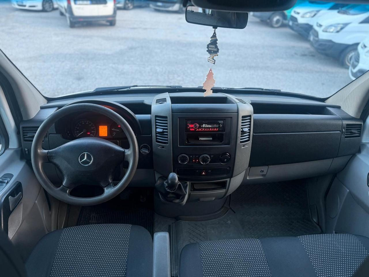 Mercedes-benz SPRINTER 311 CDI 7 POSTI