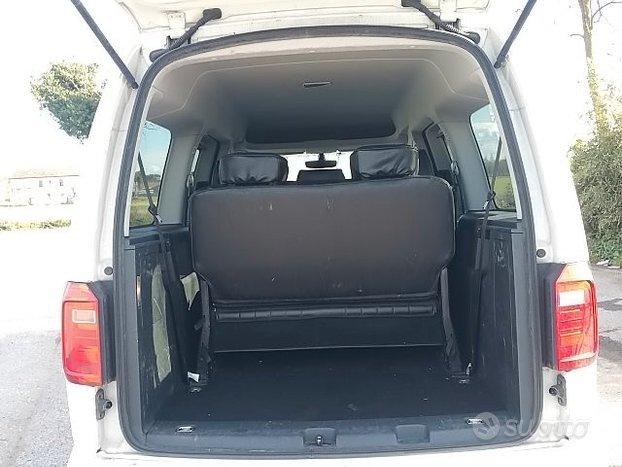 Volkswagen Caddy IV 1.4 TGI Life Maxi 7 Posti
