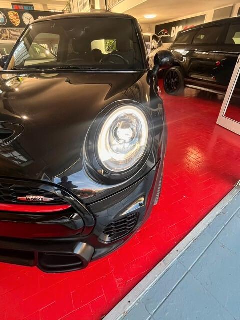MINI JOHN COOPER WORKS 2.0 231CV Cambio automatico con palette al volante, Navigatore GARANZIA 12 MESI