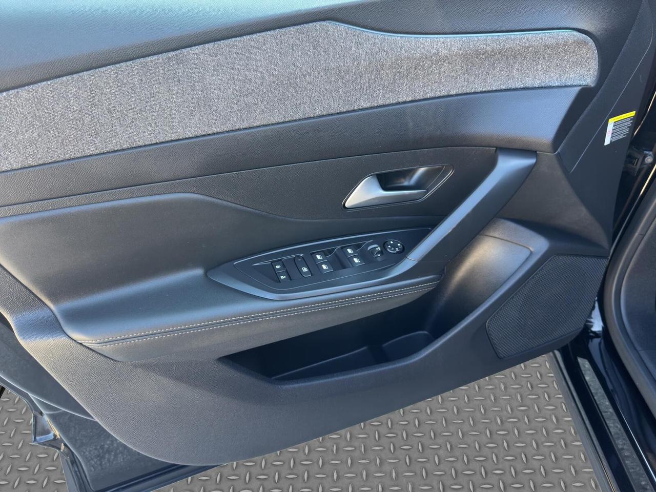 Peugeot 408 1.2 puretech 130cv Allure Pack 2023