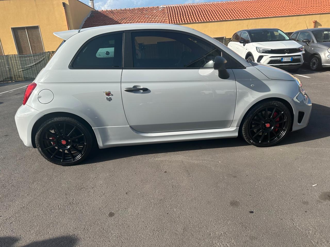 Abarth 595 1.4 Turbo T-Jet 180 CV Competizione