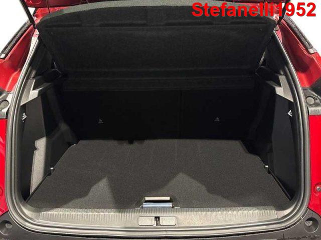 PEUGEOT 2008 1.2 hybrid GT 136cv e-dcs6