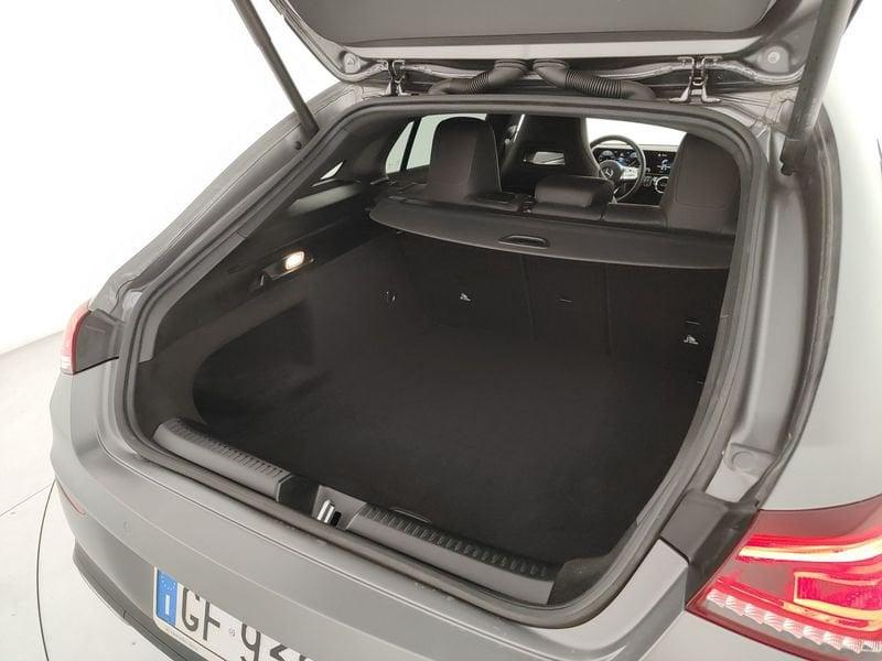 Mercedes-Benz CLA S.Brake CLA 220 d Automatic Shooting Brake AMG Line Premium