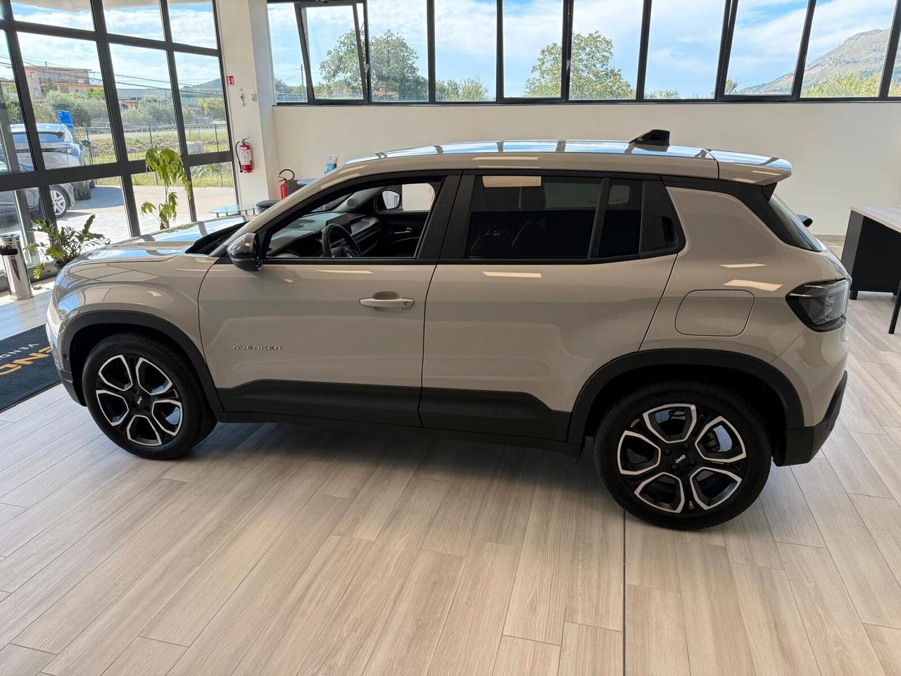 Jeep Avenger 1.2 Turbo 100 CV Summit