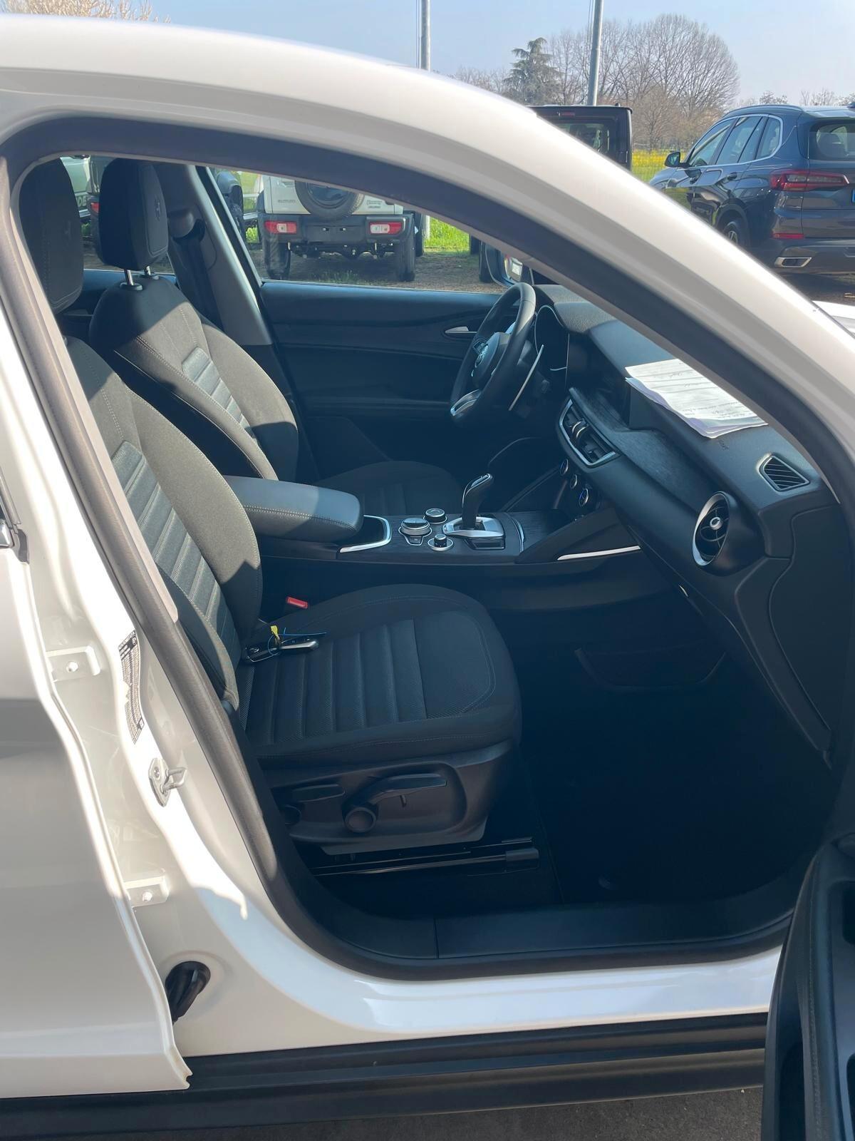 Alfa Romeo Stelvio 2.2 Turbodiesel 160 CV AT8 RWD Business